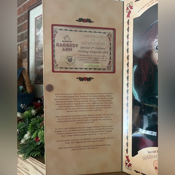 Raggedy Ann Special
Edition Collector Holiday
Keepsake Doll - Picture 2 of 10